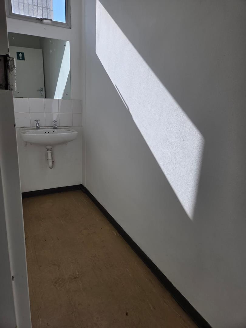To Let commercial Property for Rent in Bellville Central Western Cape